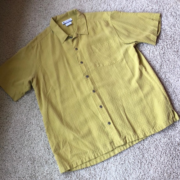 Columbia Short Sleeve Shirt - Picture 1 of 6
